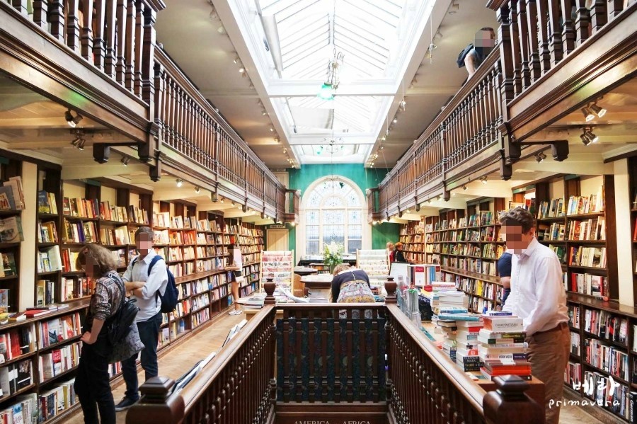 영국/런던여행)런던의 서점 *워터스톤즈, 돈트북스, 노팅힐, 옥스팜, 사우스켄싱턴북스(Waterstones, Daunt Books,The Notting Hill