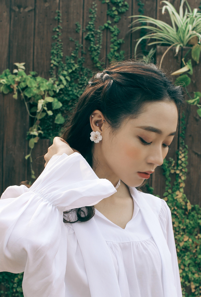 <b><p>Cherry Blossom eaing A taste snip Uque Good</p></b><b><p>桜 イヤリング お好み狙撃 ユニークな ポイントサイクル良い 20代の女性 ラブリーな</p></b><br /><br /><p align='center'>